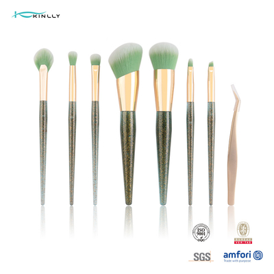 Manija plástica del color verde del sistema de cepillo del maquillaje de la etiqueta privada 7pcs con las pinzas de la belleza
