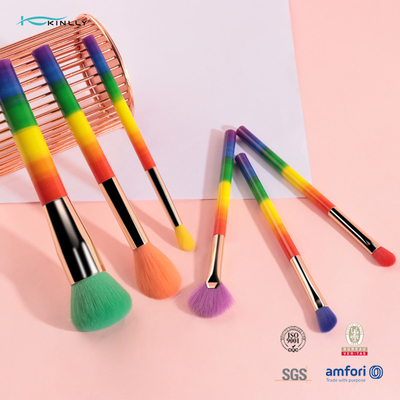 El arco iris sintético colorido del pelo del sistema de cepillo del maquillaje de 6 PC compone el sistema de cepillo