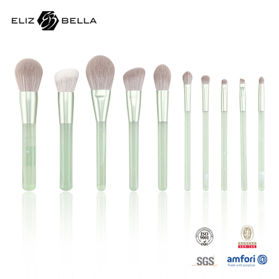 Set de cepillos de maquillaje para amantes del maquillaje.