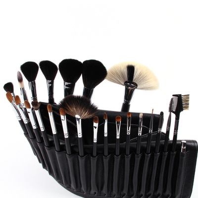 Juego de brochas de maquillaje de viaje con mango de metal, esencial para un maquillaje perfecto
